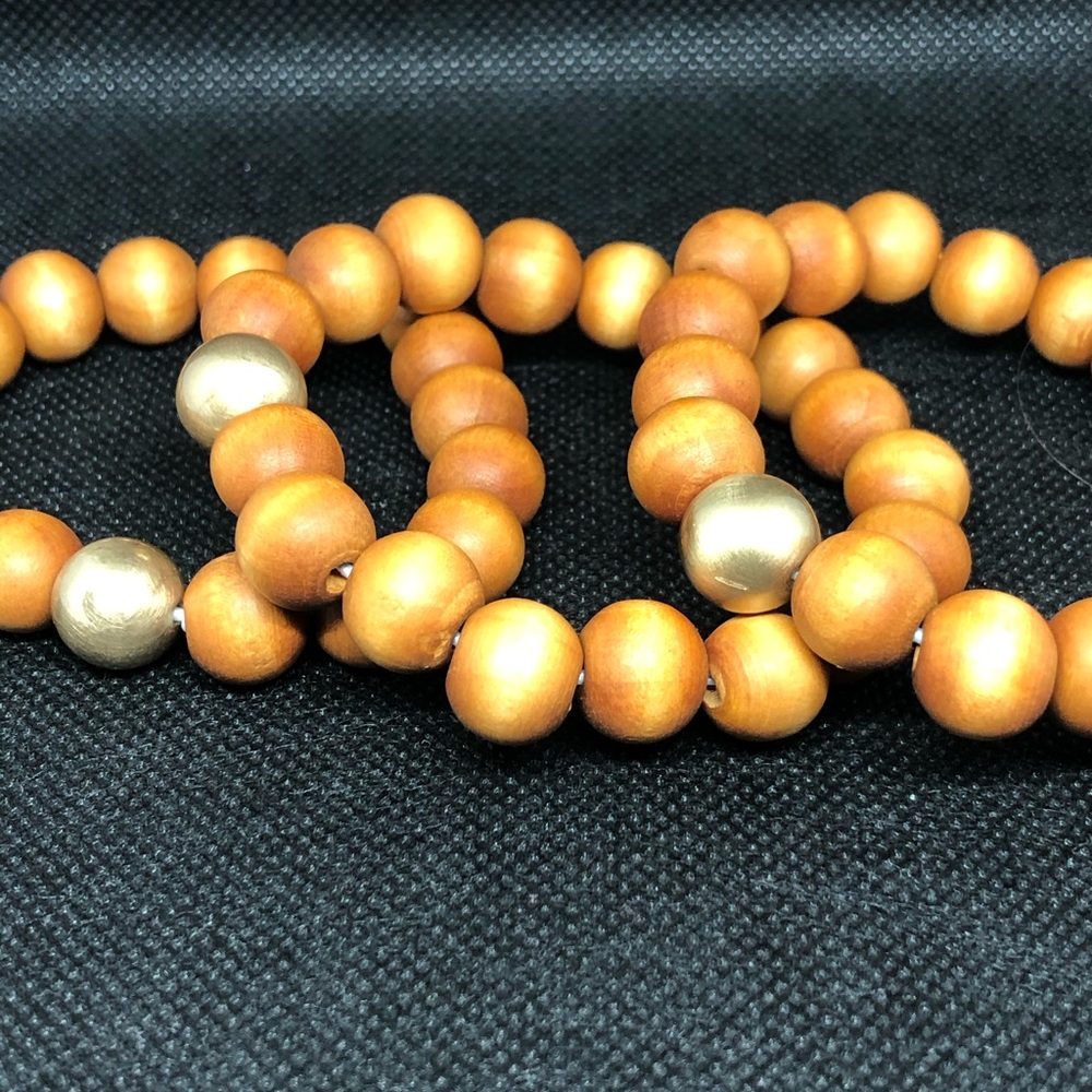 Wooden stretchy bracelet